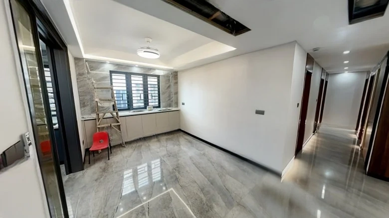 Lunhoujia Yuan - View 1