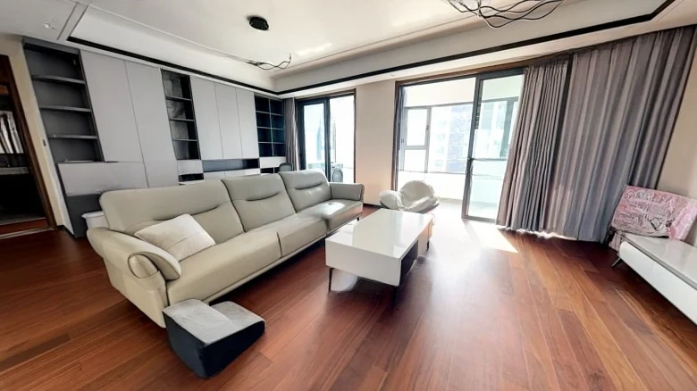 Ponywin Riverside Mansion - View 5