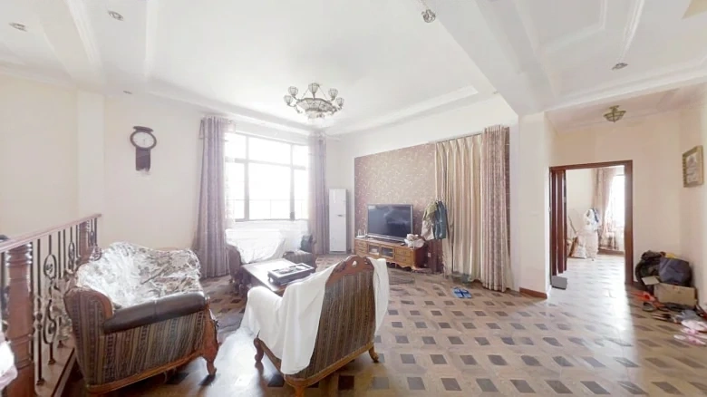 Greenland Olive Tree - View 1