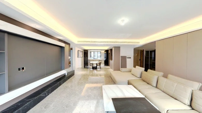 China Ocean Tower钻 can be challenging for direct translation due to its cultural specificity, but a close approximation in an English context would be - View 1