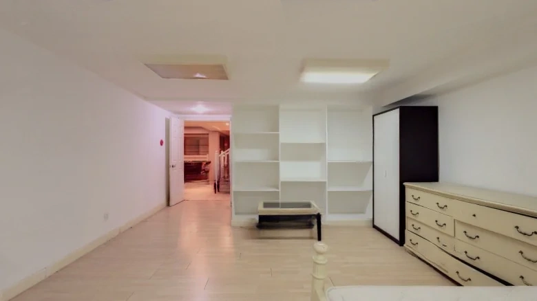 Lemont Lake Villa - View 9