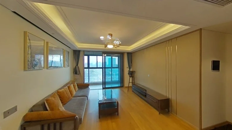 Greenland Jade Glow - View 5