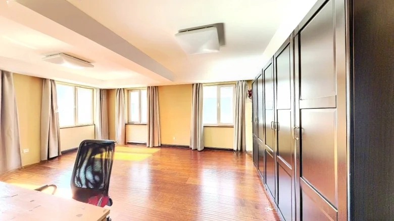 Famous Capital Garden - View 1