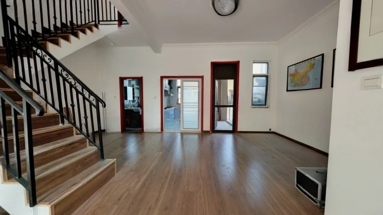 Silver Rich Tang District Rose Garden - View 7