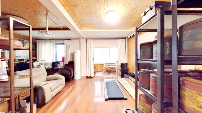 Qinlan Elegance Residence - View 1