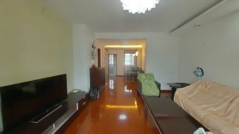 Silver City East Garden Wanshan苑translates primarily as a place name which doesn't have an exact equivalent in English. However, - View 1