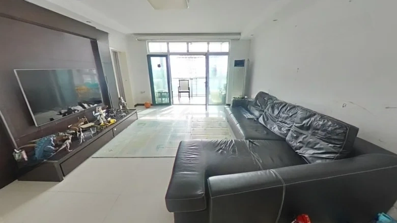 Dagong Coastline - View 1