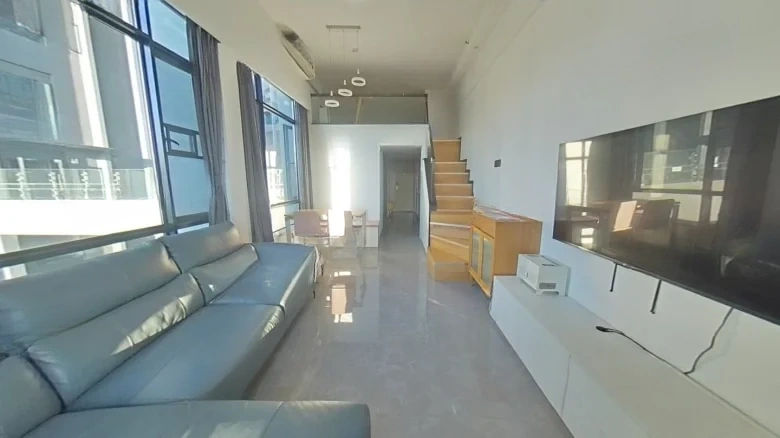 Oceanside Grandeur Plaza - View 3