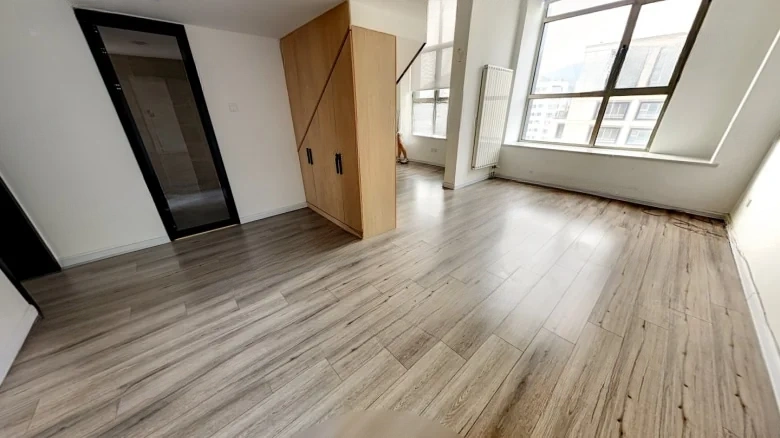 Leader秀 e Center - View 1