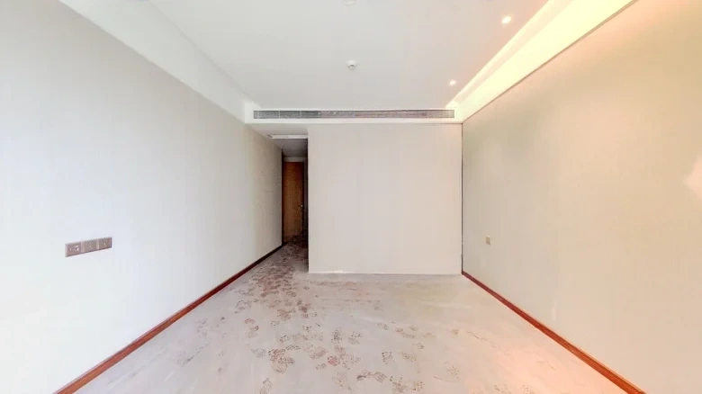 Poly West River Moon - View 5