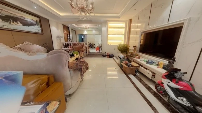 Elegant Home · Beautiful Villa - View 6