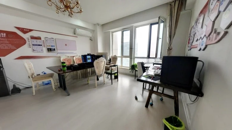 Min Yong 2005 - View 3