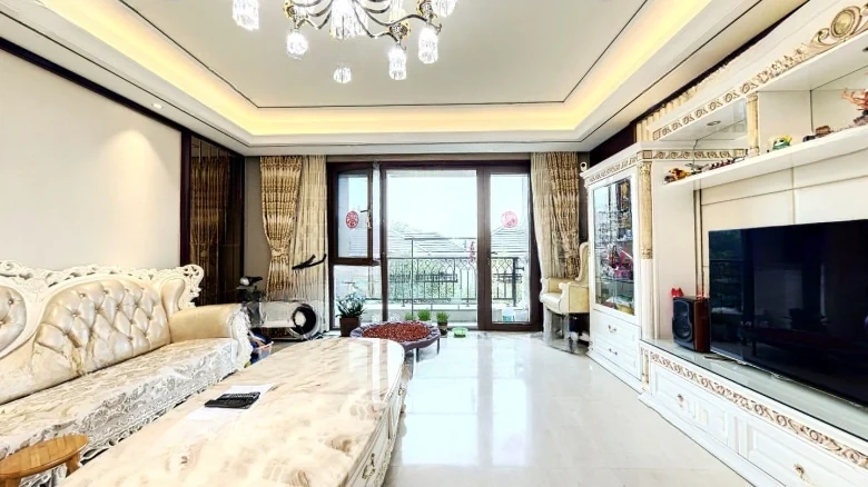 Purple Forbidden City No.1 Courtyard South Yard - View 1