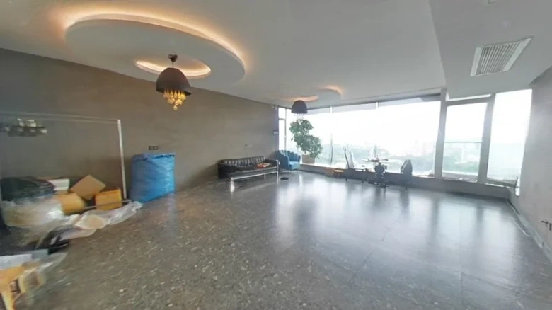 Flowing Flower Lord Court - View 13