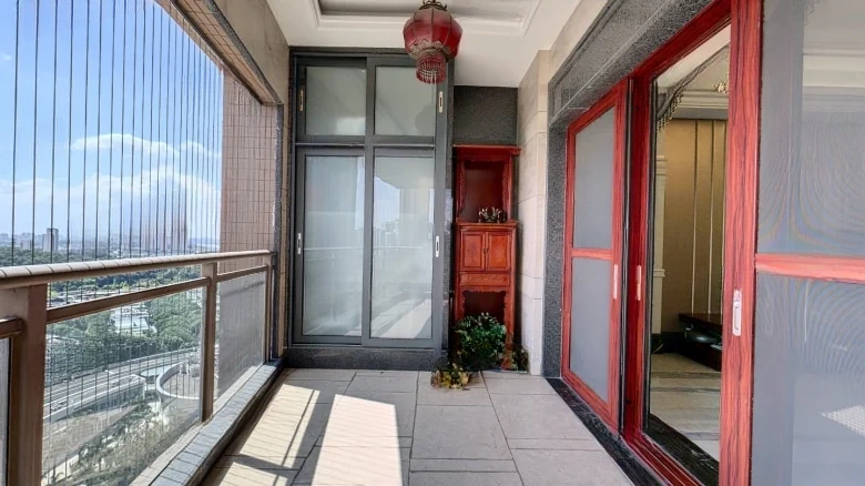 Elegant Residence Cambridge Confluence - View 11