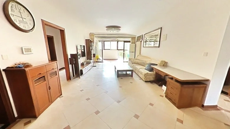 Dragon Pond Manor - View 6