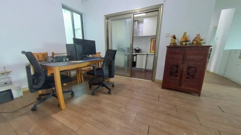 Scholarly Fragrance Perfect Match - View 10