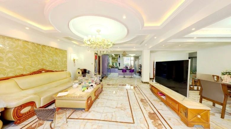 Poly Roland Lavender Valley - View 1