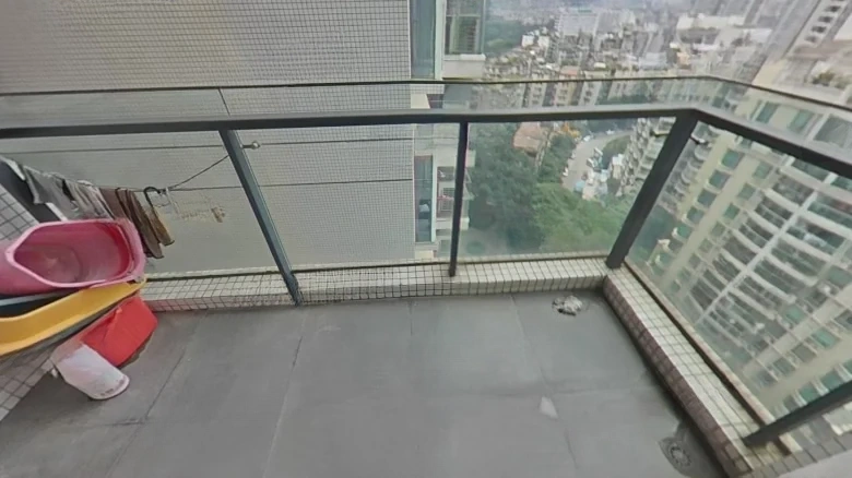 Flowing Flower Lord Court - View 25