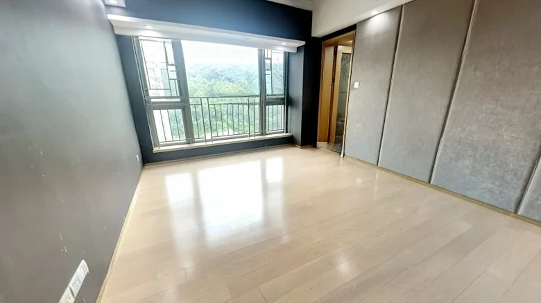 Elegant Residence, Leisurely Rich Spring Mountain Abode - View 1