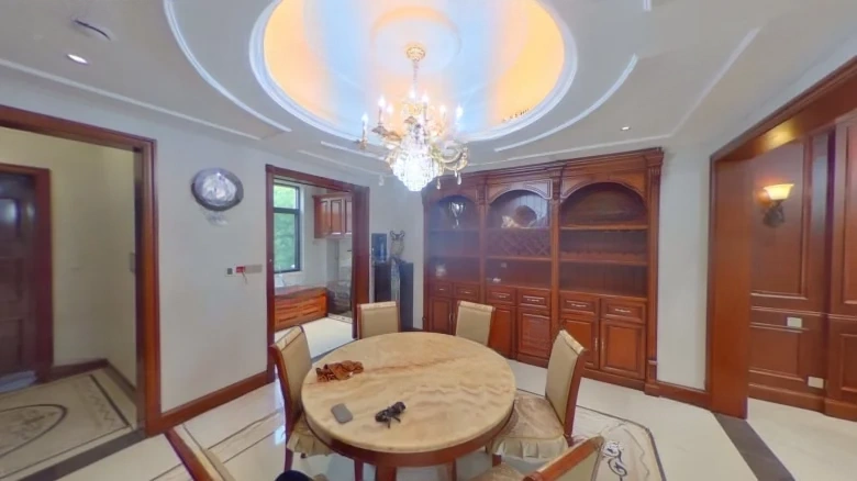 Longshan Hiss Estate - View 1