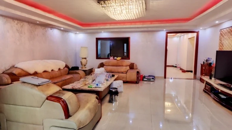 Splendid Present Garden - View 6