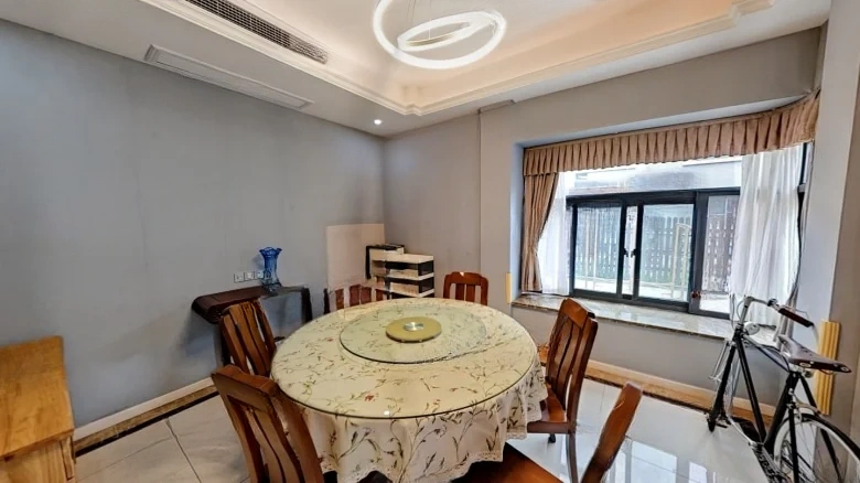 Modern Garden Villa - View 4