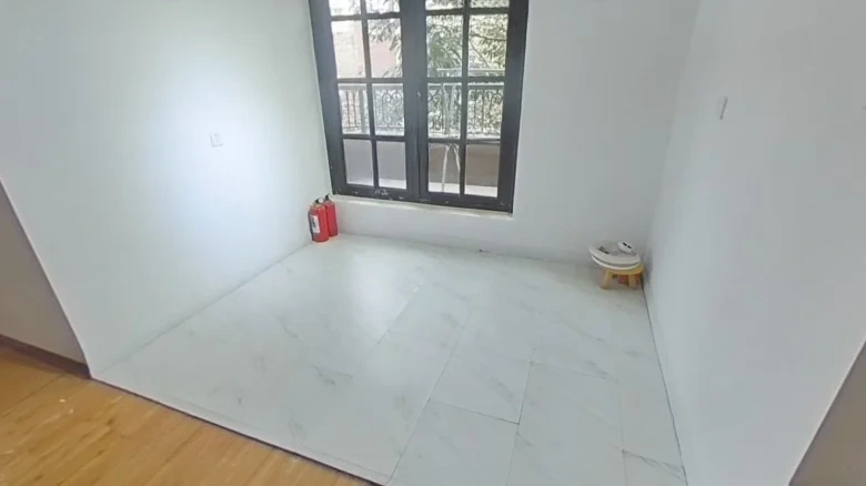 Bolinhuan Valley - View 10