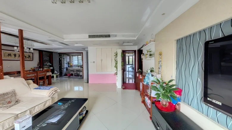 Yiwa Valley Retreat - View 1