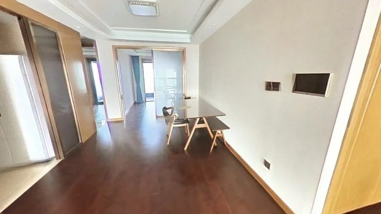 Platinum Delight Rhinoceros Lake - View 1