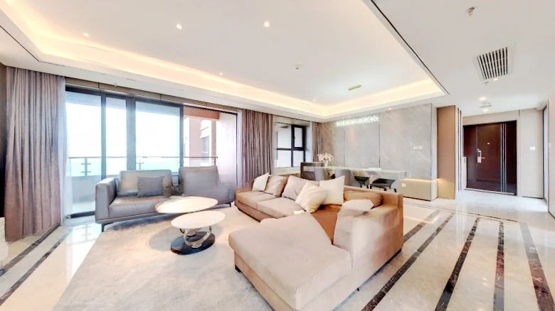 Wanda Huafu碧桂園 It seems there was an additional phrase - View 1