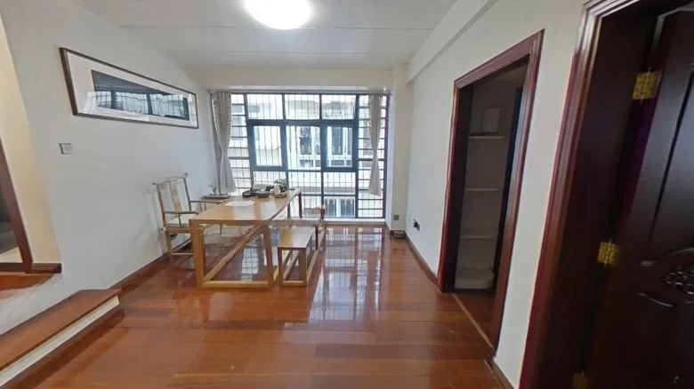 International Mountain Villa - View 10