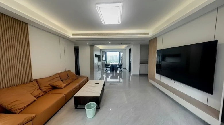 Golden Link Bay Garden - View 9