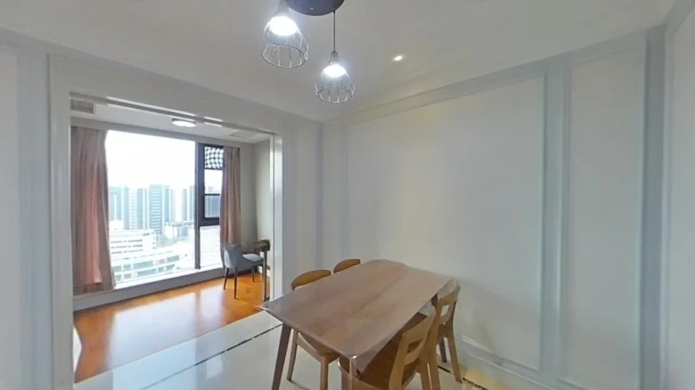 Fusion Creative Riverbank City Waterfront Mansion - View 6