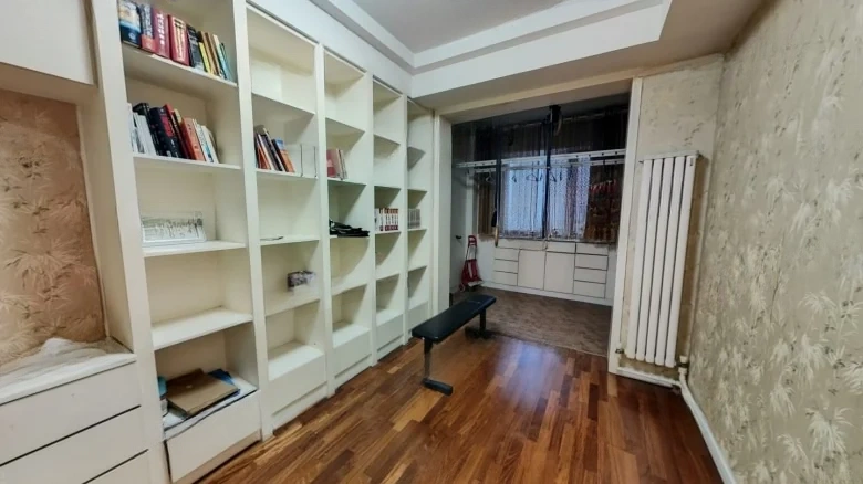 Yinzuo Crystal International - View 1