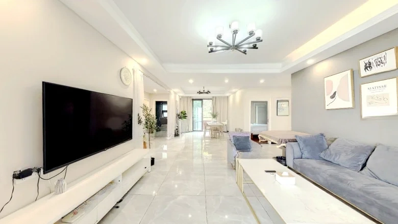 Hutchison Whampoa Coral Waterfront Phase II - View 1