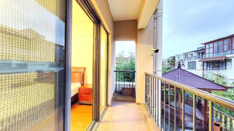 Cognac Town - View 26