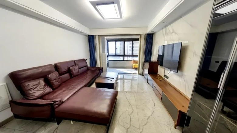 Poly Champagne International - View 5