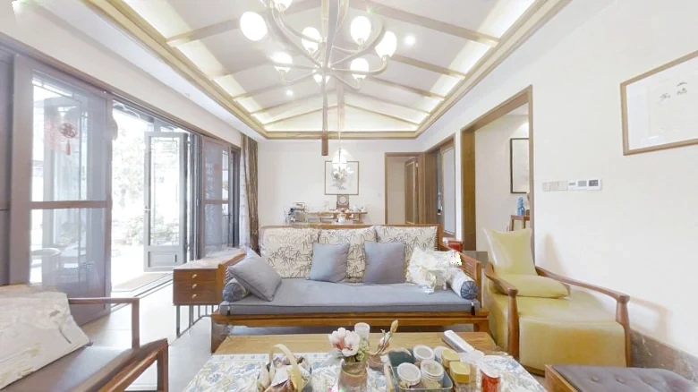 Green City Peach Blossom Spring - View 1