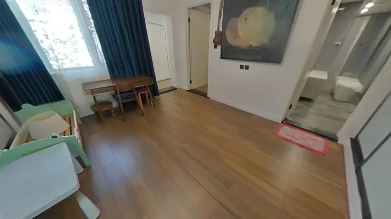 Blue Mountain Beauty Tree - View 1