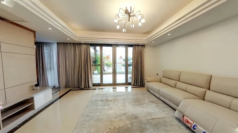 Golden Splendor Mansion - View 1