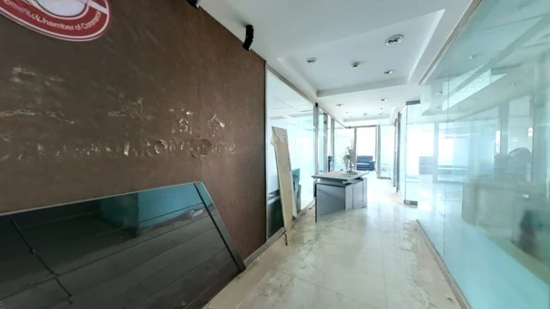 Dongda Shengshi Huating - View 24