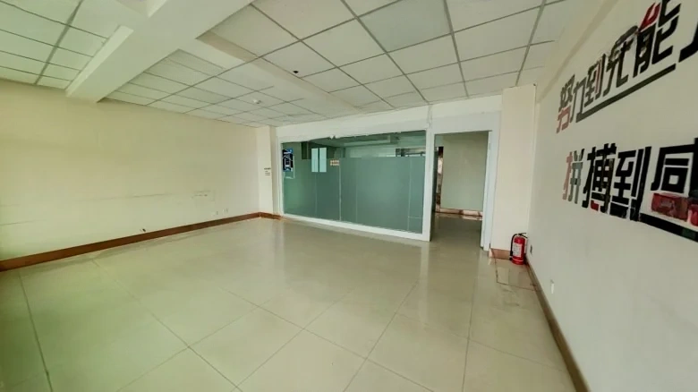 Dagong Tower Office Building - View 1