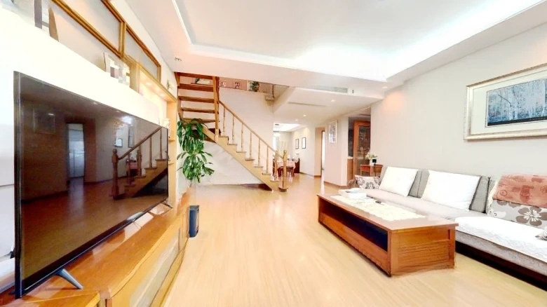 Imperial View Garden - View 6