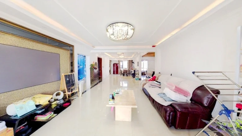 Peninsula Mansion - View 5