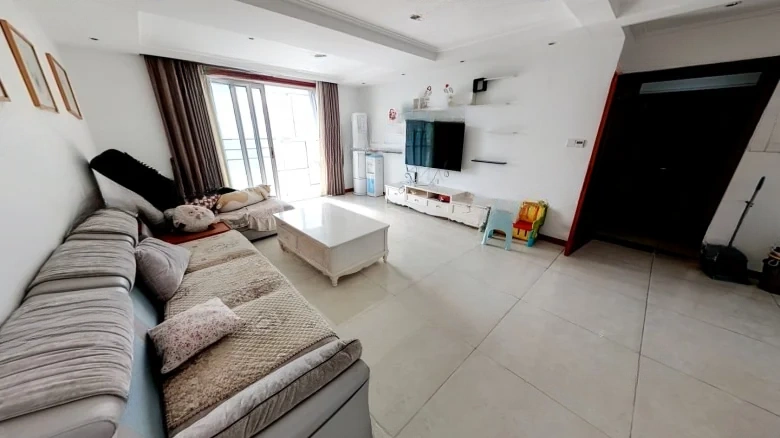 Huaqiang City - View 1