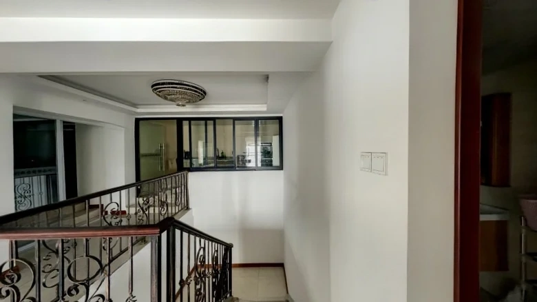 People's East Road 699 Jinyang Digital City - View 5