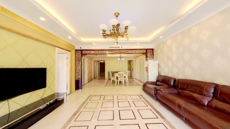 Dalian Pearl - View 1