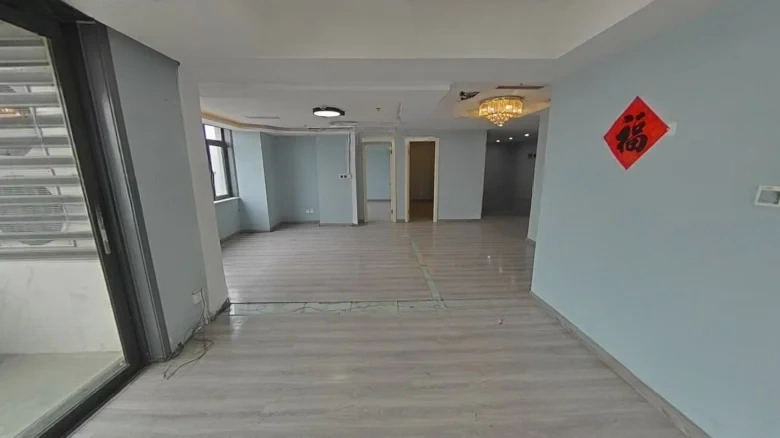 HighTech Wanda Plaza - View 1