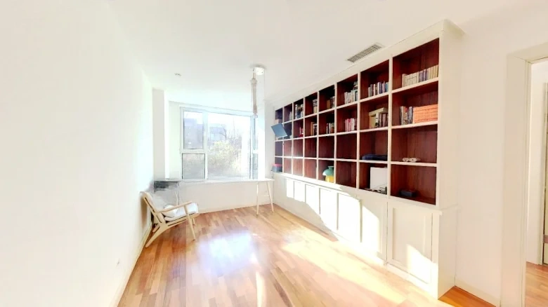 Imperial View New World - View 1